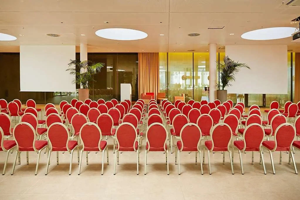 H4 Hotel Muenchen Messe