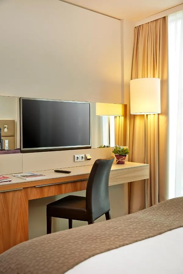 H4 Hotel Muenchen Messe